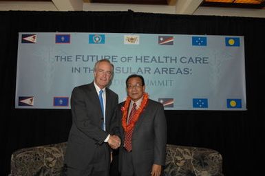 [Assignment: 48-DPA-09-29-08_SOI_K_Isl_Conf_Lead] Participants in the Insular Areas Health Summit [("The Future of Health Care in the Insular Areas: A Leaders Summit") at the Marriott Hotel in] Honolulu, Hawaii, where Interior Secretary Dirk Kempthorne [joined senior federal health officials and leaders of the U.S. territories and freely associated states to discuss strategies and initiatives for advancing health care in those communinties [48-DPA-09-29-08_SOI_K_Isl_Conf_Lead_DOI_0670.JPG]