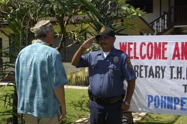 [Assignment: 48-DPA-SOI_K_Pohnpei_6-10-11-07] Pacific Islands Tour: Visit of Secretary Dirk Kempthorne [and aides] to Pohnpei Island, of the Federated States of Micronesia [48-DPA-SOI_K_Pohnpei_6-10-11-07__DI13714.JPG]