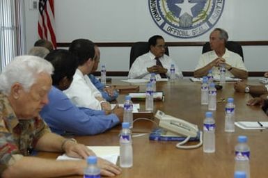 [Assignment: 48-DPA-SOI_K_Saipan_6-5-07] Pacific Islands Tour: Visit of Secretary Dirk Kempthorne [and aides] to Saipan Island, of the Commonwealth of the Northern Mariana Islands [48-DPA-SOI_K_Saipan_6-5-07__DI10586.JPG]