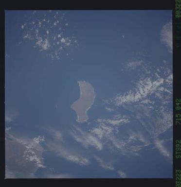 STS092-715-042 - STS-092 - STS-92 Earth observations