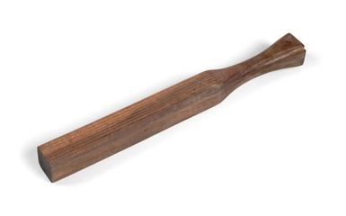 Í'e (Tahitian tapa beater)