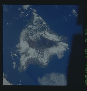STS050-99-072 - STS-050 - STS-50 earth observations
