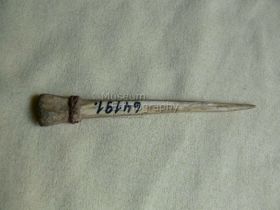 Karkötőfonó csont