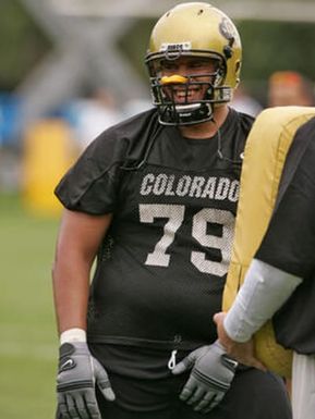 Freshmen offensive linemen Sione Tau from Honolulu, Hawaii during the first morning practice of the first day of the University of Colorado-Boulder football team practice Monday August 6, 2007. (EVAN SEMON/ ROCKY MOUNTAIN NEWS)*****Sione Tau