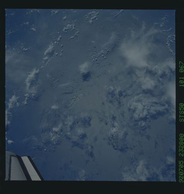 STS050-101-067 - STS-050 - STS-50 earth observations