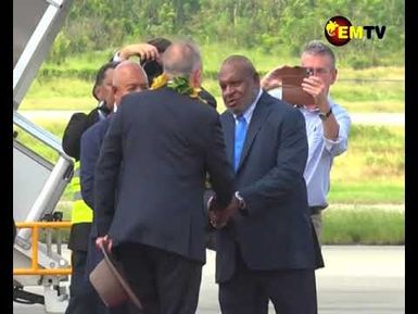 AUSTRALIAN PM ARRIVES