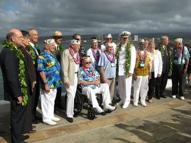 [Assignment: 48-DPA-12-6-06_K_CPix_Kemp_HI] Visit of Secretary Dirk Kempthorne [and aides] to Pearl Harbor, Honolulu, Hawaii [for commemorative events on the 65th anniversary of the Japanese attack] [48-DPA-12-6-06_K_CPix_Kemp_HI_IMG_0203.JPG]