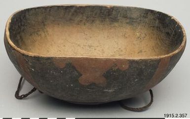 ["skål, kärl, träskål, vessel, bowl, wood bowl"]