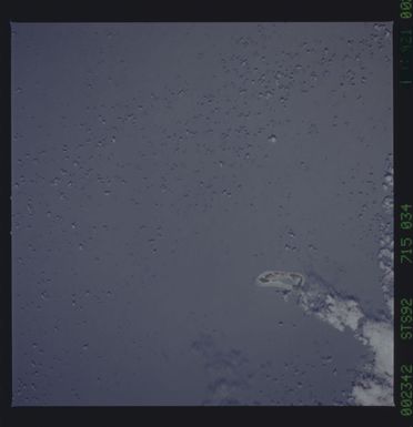 STS092-715-034 - STS-092 - STS-92 Earth observations