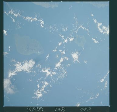 STS099-748-047 - STS-099 - Earth observation views taken from OV-105 during STS-99