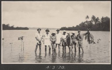 Picnic trip to 'Skeeter' Island, Fiji, March 1928