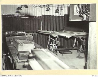 PORT MORESBY, NEW GUINEA. 1944-03-28. THE BATTERY PLOTTING ROOM AT BOOTLESS BATTERY, COASTAL ARTILLERY