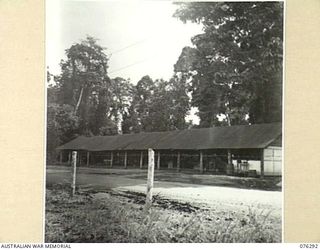 LAE, NEW GUINEA. 1944-09-27. ONE OF THE WORKSHOPS OF THE 43RD FIELD ORDNANCE DEPOT