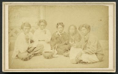 Dickson, Menzies, 1840?-1891: Portrait of unidentified group of young Hawaiians eating Poi