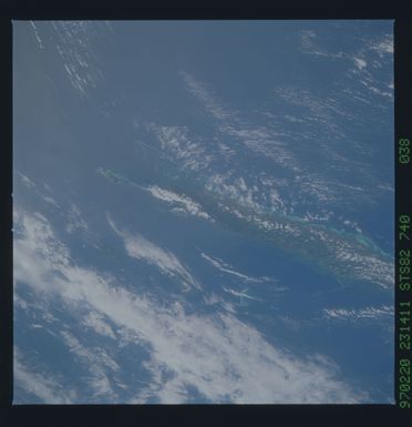 STS082-740-038 - STS-082 - Earth observations taken from shuttle orbiter Discovery during STS-82 mission