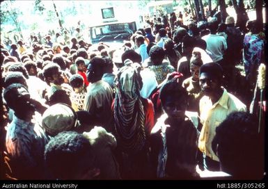 People gathered at Maket Raun