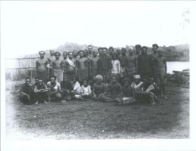 Labour men, Rewa River