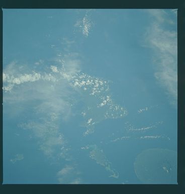 S09-39-2436 - STS-009 - Earth observations taken by the STS-9 crew