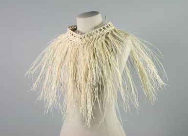 Neck wreath