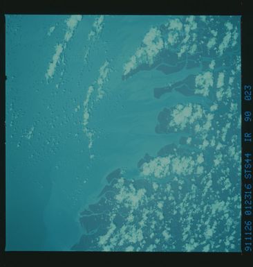 S44-90-023 - STS-044 - Earth observations taken during the STS-44 mission