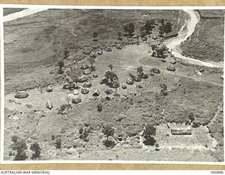 DUMPU AREA, RAMU VALLEY, NEW GUINEA. 1943-11-27. FARIA ROAD AREA. HEADQUARTERS, 7TH AUSTRALIAN DIVISION