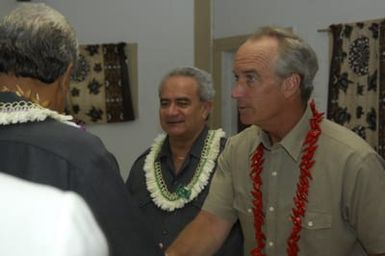 [Assignment: 48-DPA-SOI_K_Amer_Sam] Pacific Islands Tour: Visit of Secretary Dirk Kemmpthorne [and aides] to American Samoa, U.S. Territory [48-DPA-SOI_K_Amer_Sam__DI15215.JPG]