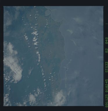 S33-82-048 - STS-033 - STS-33 earth observations