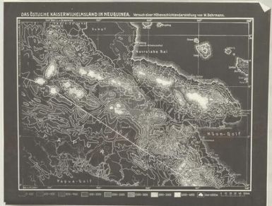 Das Ostliche Kaiserwilhelmsland in Neuguinea / Versuch einer Hohenschichtendarstellung von W. Behrmann