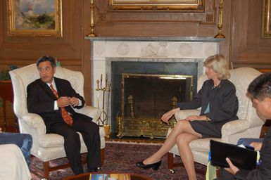 Secretary Gale Norton meeting with the Governor of Guam, Felix Camacho, left, at Department of Interior headquarters