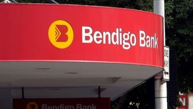 Bendigo Bank facing pressure to close its operation in Nauru