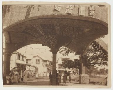 Pavilion decorated with siapo