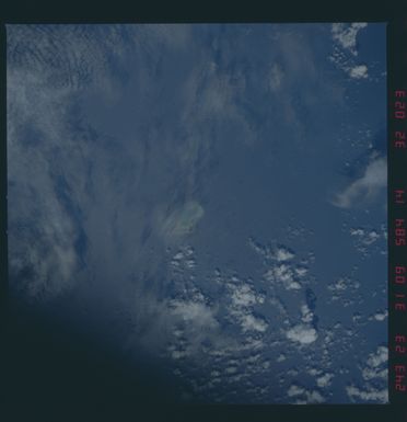 41D-32-023 - STS-41D - Earth observations taken during the STS-41D mission