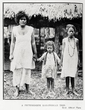 A picturesque Rarotongan trio