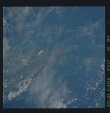 S33-82-001 - STS-033 - STS-33 earth observations