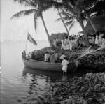 Transferring coffin to the whaleboat for trip to cemetery at Pataliga