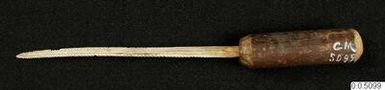 ["kniv, dolk, knife"]