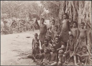 Group of villagers at Ara, Banks Islands, 1906 / J.W. Beattie