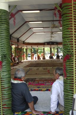 [Assignment: 48-DPA-SOI_K_Amer_Sam] Pacific Islands Tour: Visit of Secretary Dirk Kemmpthorne [and aides] to American Samoa, U.S. Territory [48-DPA-SOI_K_Amer_Sam__DI15039.JPG]