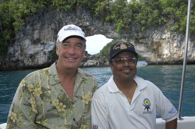 [Assignment: 48-DPA-SOI_K_Palau_6-7-9-07] Pacific Islands Tour: Visit of Secretary Dirk Kempthorne [and aides] to Palau Islands, Republic of Palau [48-DPA-SOI_K_Palau_6-7-9-07__DI12859.JPG]