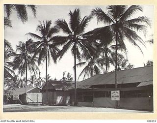 LAE, NEW GUINEA. 1945-10-22. THE HEADQUARTERS ISSUING POINT, AUSTRALIAN ARMY CANTEENS SERVICE