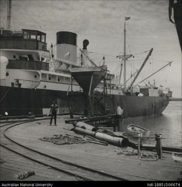 Rail line to Port