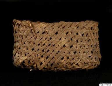 ["korg, basket"]