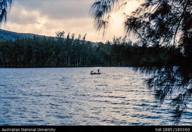 Tahiti - outrigger, Papeari