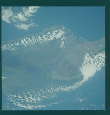 S09-46-1841 - STS-009 - Earth observations taken by the STS-9 crew