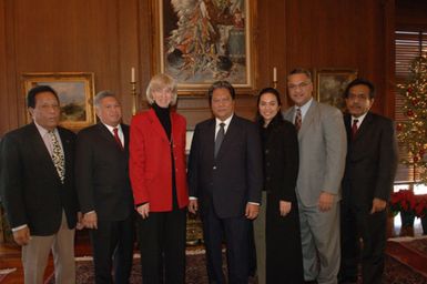 Marshall Islands delegation, including Minister of Foreign Affairs Gerald Zackios, second from left, and President Kessai Note, fourth from left, visiting Department of Interior headquarters for discussions with Secretary Gale Norton, third from left, on U.S. programs related to long-range impact of mid-20th Century nuclear testing in Marshall Islands vicinity