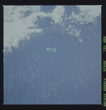 STS092-721-058 - STS-092 - STS-92 Earth observations