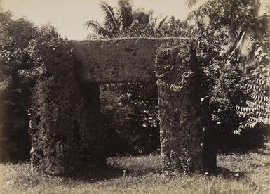 Haamunga [Ha'amonga], or Trilithon - a mysterious relic of an older civilisation in Tonga