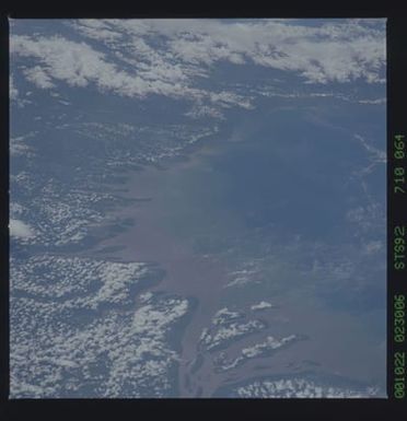 STS092-710-064 - STS-092 - STS-92 Earth observation views