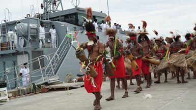 Australia stepping up diplomatic, defence ties with Pacific