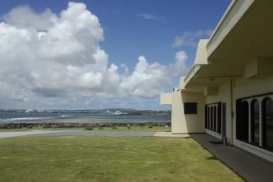 [Assignment: 48-DPA-SOI_K_Guam_6-6-7-07] Pacific Islands Tour: Visit of Secretary Dirk Kempthorne [and aides] to Guam, U.S. Territory [48-DPA-SOI_K_Guam_6-6-7-07__DI12307.JPG]